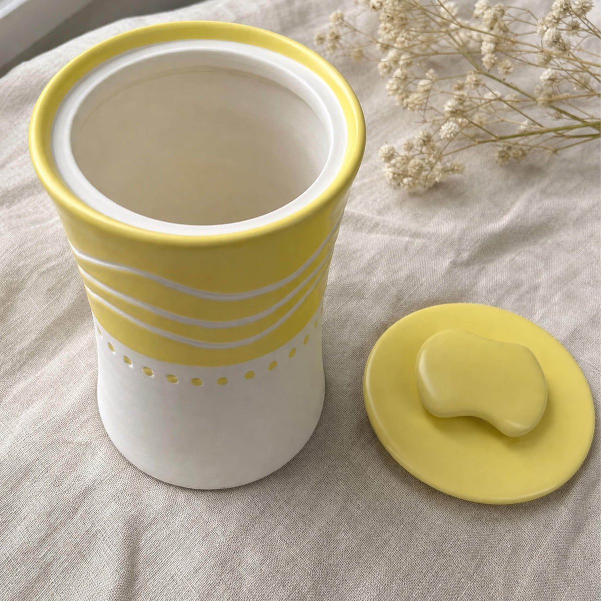 Custom Pet Urn for Ashes, Personalized Handmade Ceramic Dog or Cat Memorial Urn with Cursive Name, Soft Pastel Wave Design